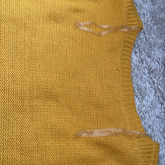 Dress Barn, Mustard Yellow tunic sweater, 3/4 sleeves, zipper detail, size L - Picture 7 of 7